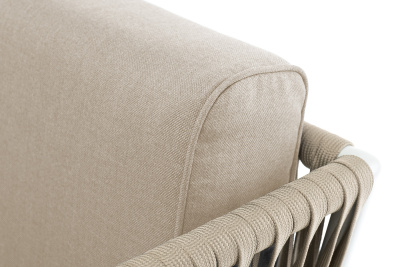 "Касабланка" кресло плетеное из роупа, основание дуб, каркас алюминий светло-серый (RAL7035) муар, роуп серо-коричневый 23мм, ткань бежевая 052